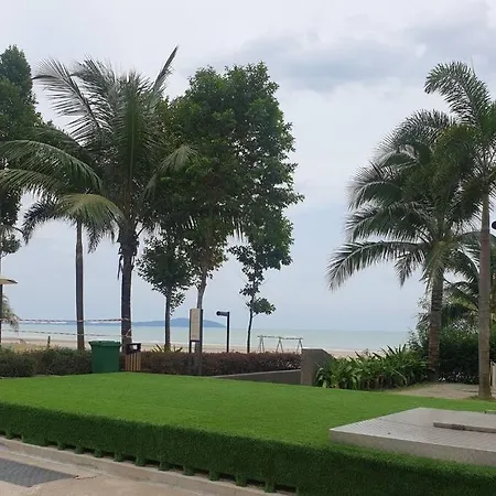 Timurbay Beach Resort Kuantan By Ana Exterior photo